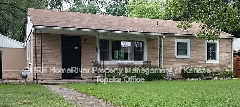 2 bed, 1.0 bath, 960 sqft, $1,250 — Photo 1