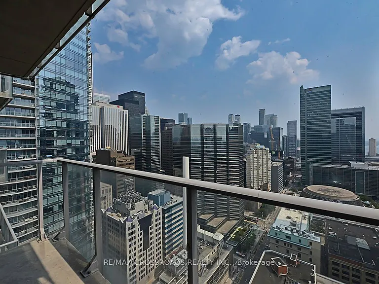 126 Simcoe St #3001 — Photo 16
