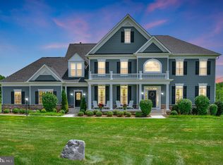 1020 Fila Ct, Fredericksburg, VA 22406