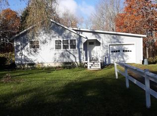 183 Atlantic Ave, Boothbay Harbor, ME 04538