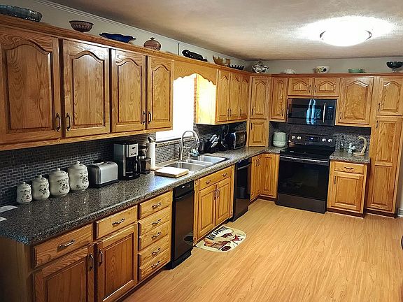New granite,tile & applianc