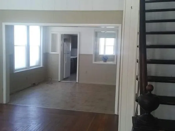 103 Chestnut St, Parkesburg, PA 19365