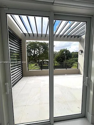 7850 SW 67th Ave — Photo 22
