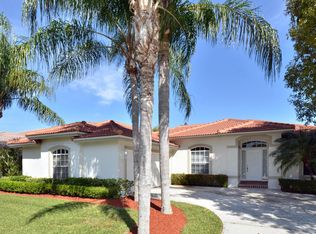 6429 NW 53rd St, Lauderhill, FL 33319