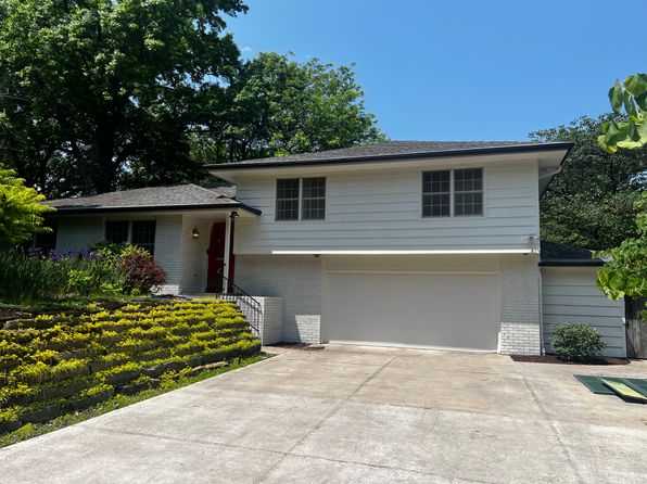 2815 SW Macvicar Ave