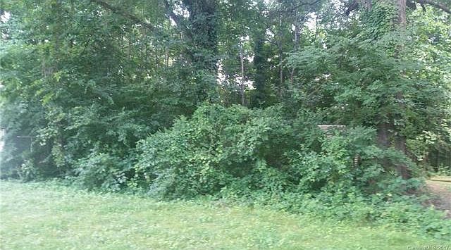 2nd image of 3600 Benard Ave