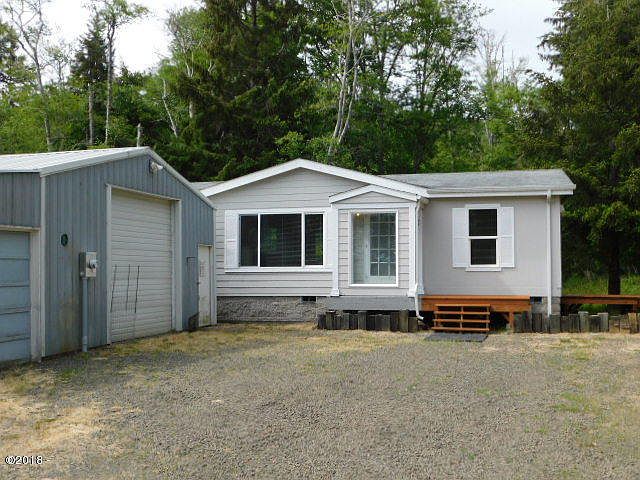 1st image of 2067 SE Hemlock Ct