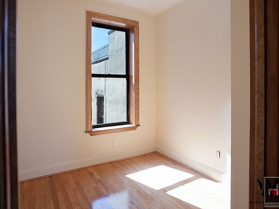 4th image of 53 E 7th St APT 5
