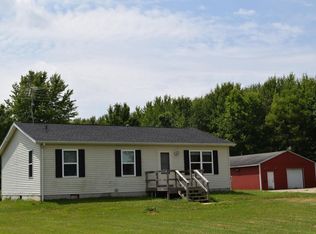 48065 36th Ave, Bangor, MI 49013