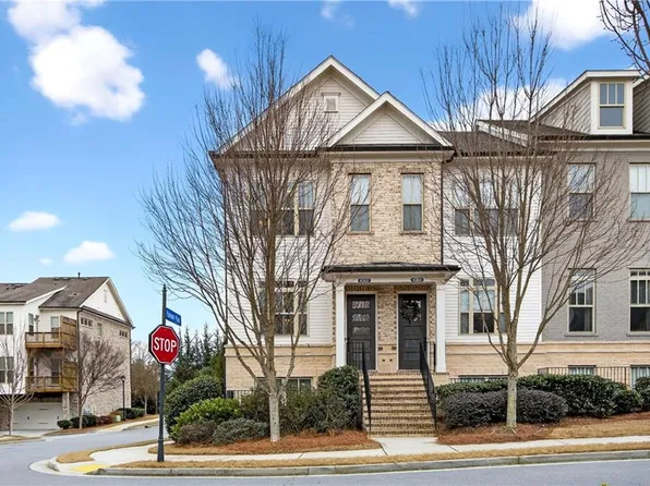 4302 Parkside Pl, Sandy Springs, GA 30342