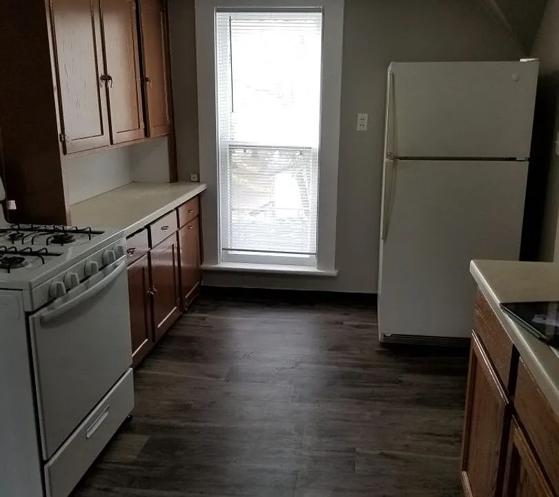 402 5th Ave