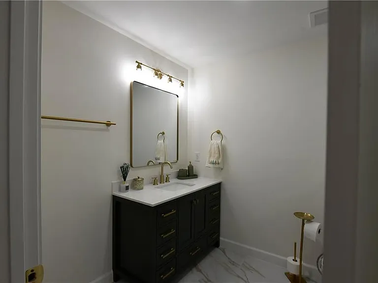 1805 Kingsbridge Ct — Photo 50