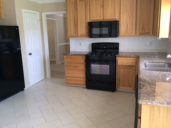 2nd image of 1474 Elena Dr