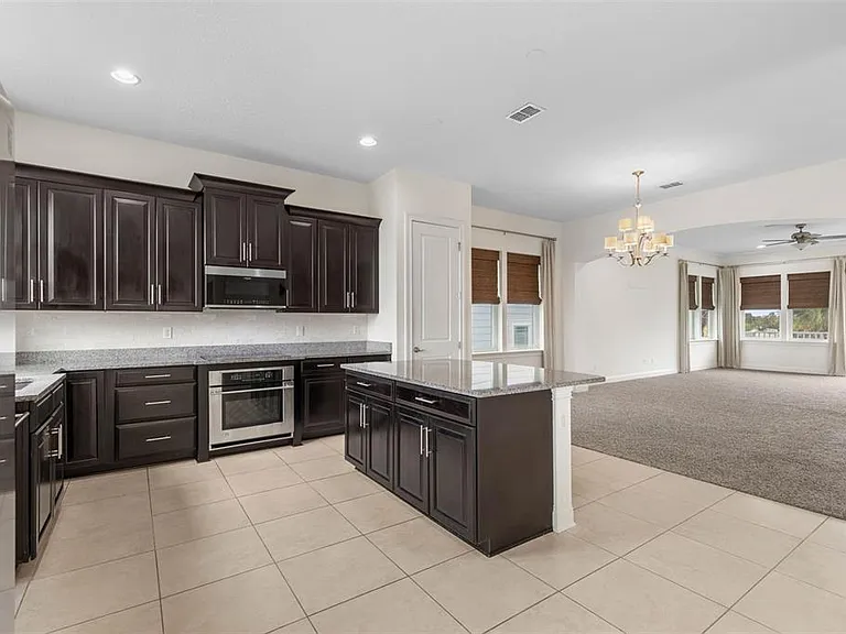 2703 Morning Light Ct — Photo 16