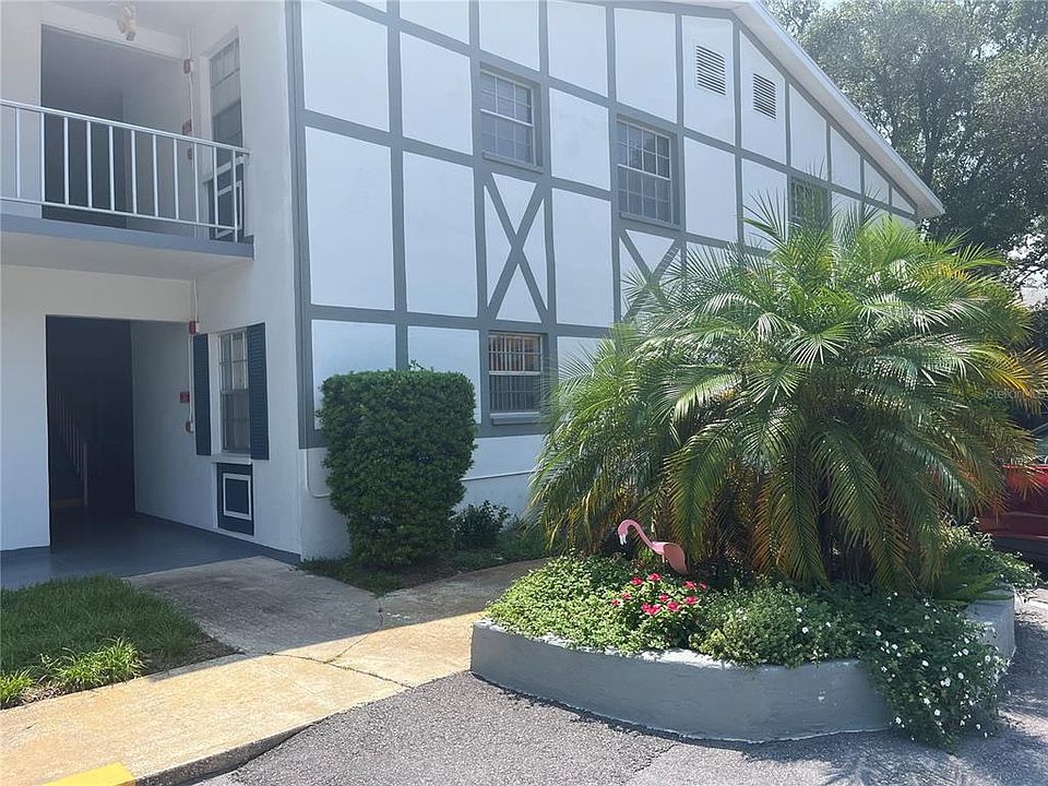 1st image of 600 Glennes Ln APT 101