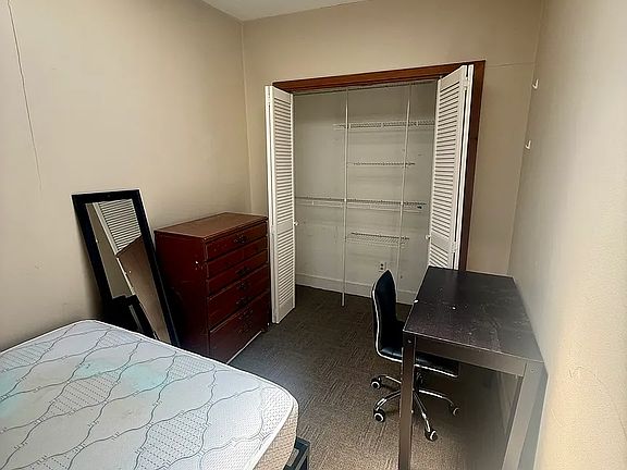 4th image of 136 Washington St #3