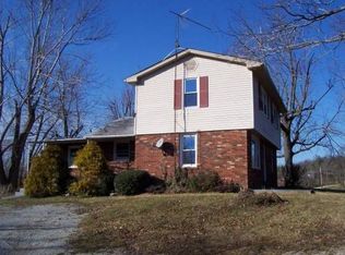525 N Saint Francis Rd, Loretto, KY 40037