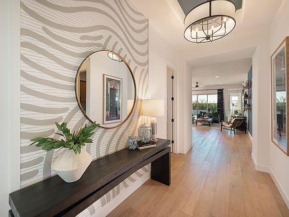 The Monticello - Entry