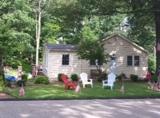 32 Coolidge Trl, Hopatcong, NJ 07843