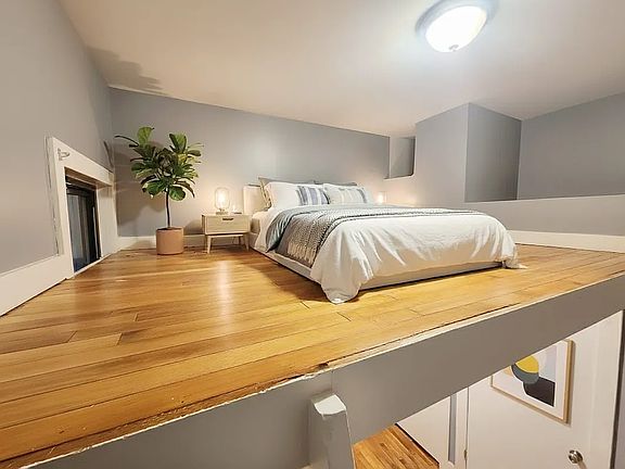 4th image of 194 Wilson Ave #1R