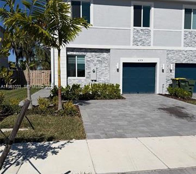 1st image of 679 SE 13th Street Cir #Townhouse 679