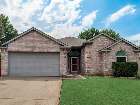 4311 Meriden Ct, Grand Prairie, TX 75052