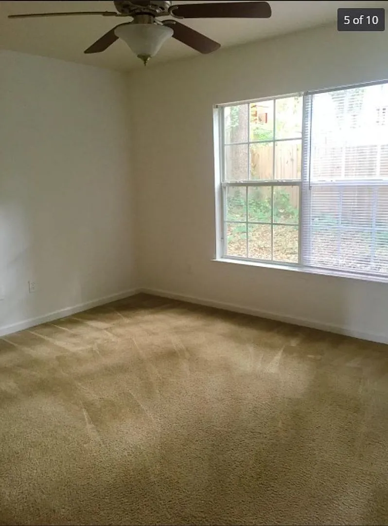 ZSS - 1524 Hudson St #1 — Photo 4