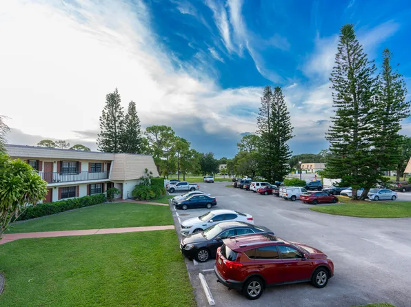 4478 Oak Terrace Drive, Greenacres, FL 33463