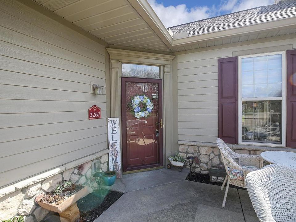 1st image of 2267 William T Cir