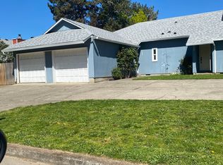 2545 NE Crocus Ct, Hillsboro, OR 97124