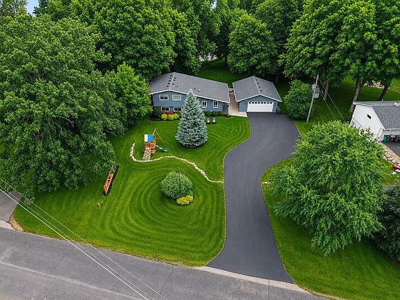 2nd image of 4610 S Lake Sarah Dr