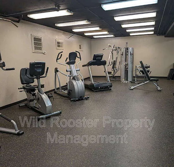 1808 K St #L-2 — Photo 28