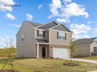 1406 Mammoth Rd, Hickory, NC 28602