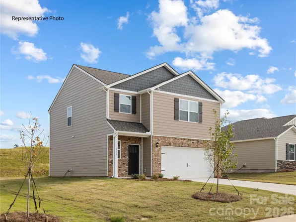 1406 Mammoth Rd, Hickory, NC 28602