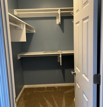 4th image of 220 Treutland Ave