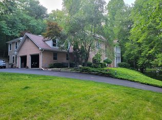 1792 Potato Valley Rd, Harrisburg, PA 17112