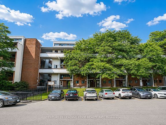 4th image of 135 Leeward Glenway #207