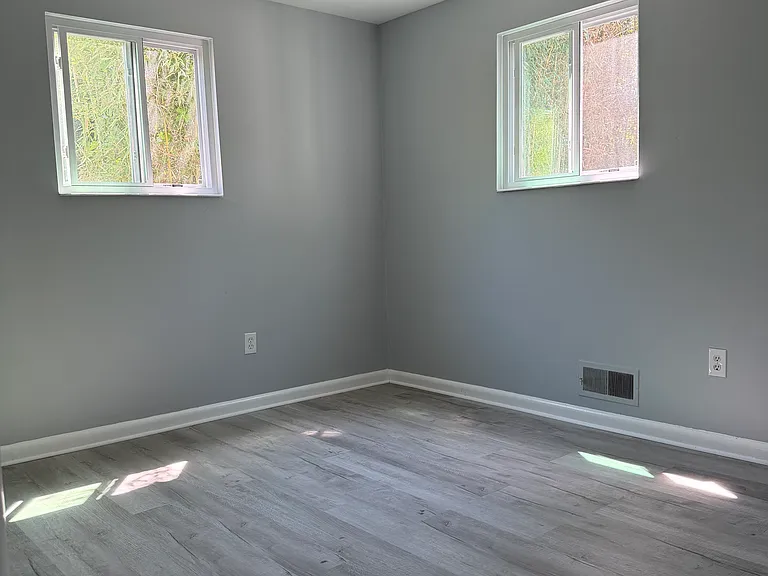 9034 Rhode Island Ave — Photo 21