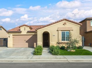 1565 N Kaweah Ave, Clovis, CA