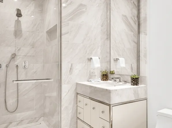 138 East 50th Street image 36 of 69