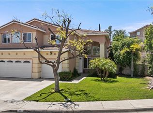2 Corte Lateuza, Lake Elsinore, CA 92532