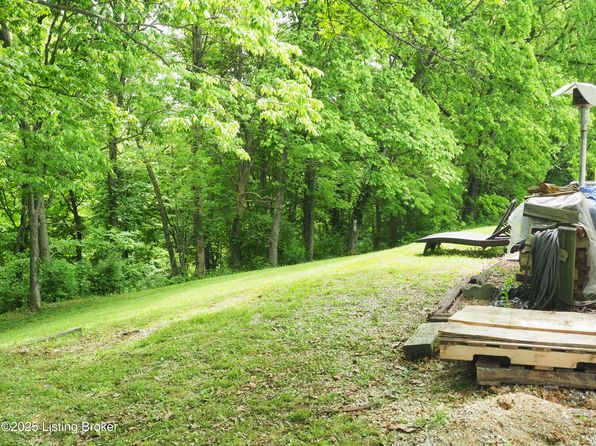 6180 Zaring Mill Rd, Shelbyville, KY 40065