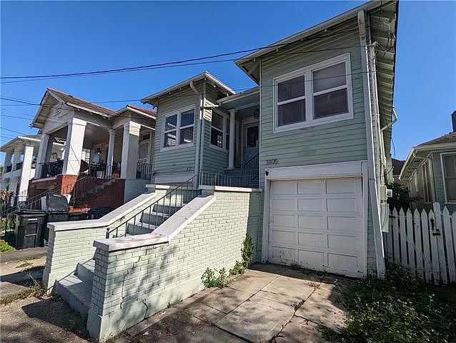 1st image of 3105 Jena St