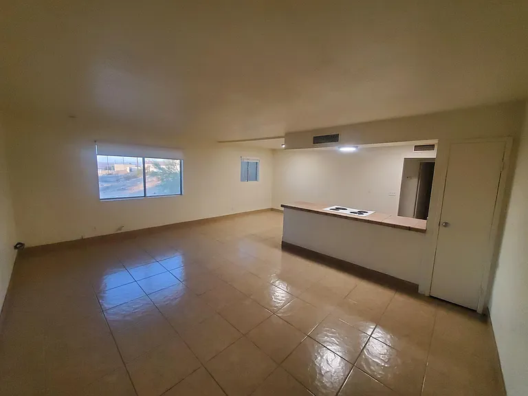 5-2461 McCulloch Blvd N #5 — Photo 2