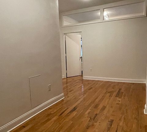 5th image of 135 W 16th St #14