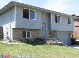 1931 W Apricot Ln, Lincoln, NE 68522