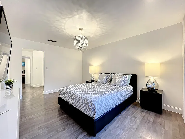 5051 Ernst Ct — Photo 9