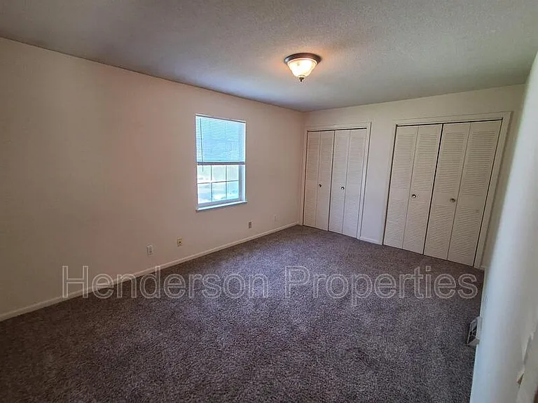 1381 N 6th St — Photo 6