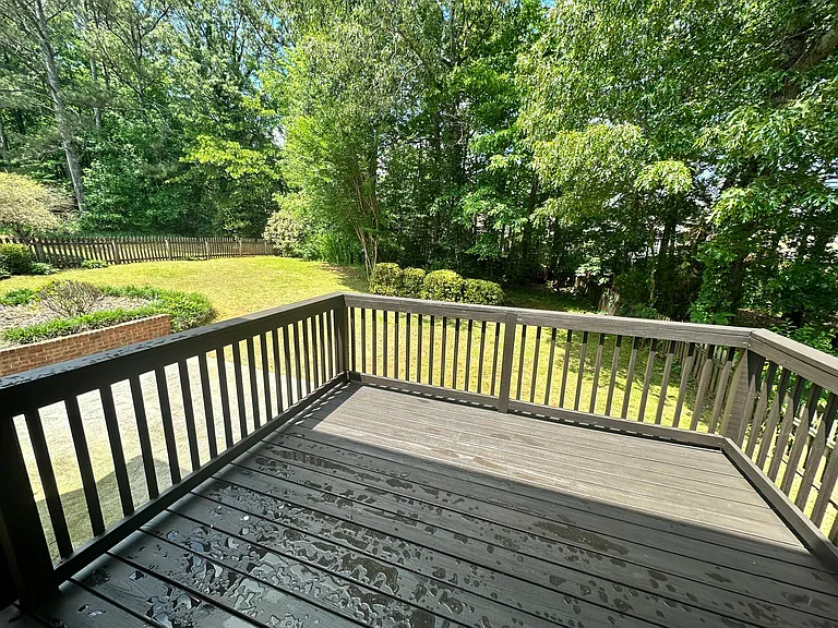 4830 Hampton Square Dr — Photo 24