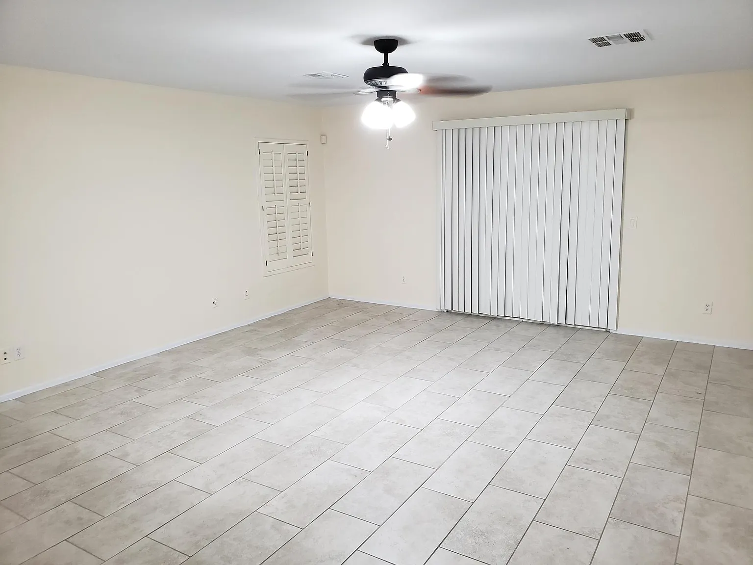 3 bed, 1424 sqft, $1,750 — Photo 3